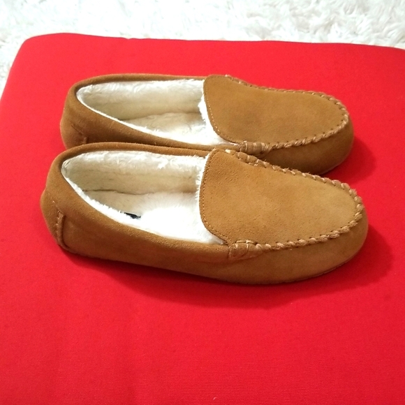 LANDS END SLIPPERS - Picture 3 of 10
